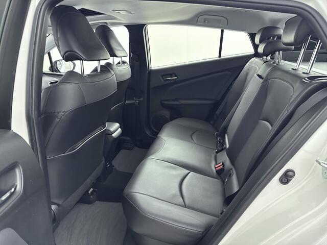 Toyota PRIUS 1.8 Hybrid Executive | Lederen bekleding | JBL Premium Audio | Parkeersensoren | 360° Camera |