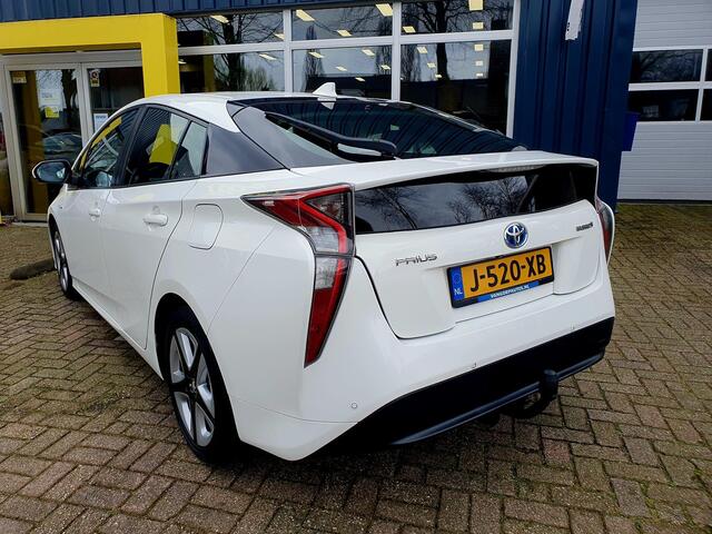 Toyota PRIUS 1.8 Dark Edition All-in prijs!