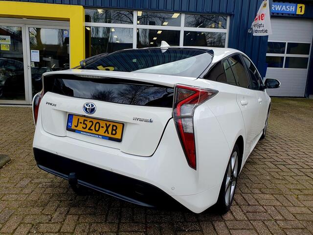Toyota PRIUS 1.8 Dark Edition All-in prijs!