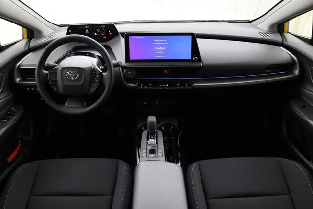 Toyota PRIUS 2.0 Plug-in Hybrid 220 Executive Panoramisch dak NIEUW!