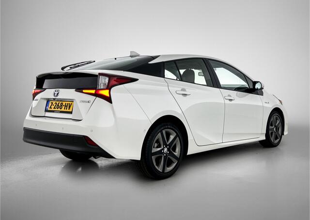 Toyota PRIUS 1.8 Hybrid Executive | Navigatie | Stoelverwarming |
