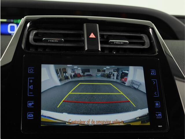 Toyota PRIUS 1.8 Plug-in Hybrid Business Plus | 1e eigenaar! | Dealer onderhouden | Solar Roof |