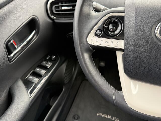 Toyota PRIUS 1.8 Hybrid Dynamic Aut., Navi | Camera | JBL