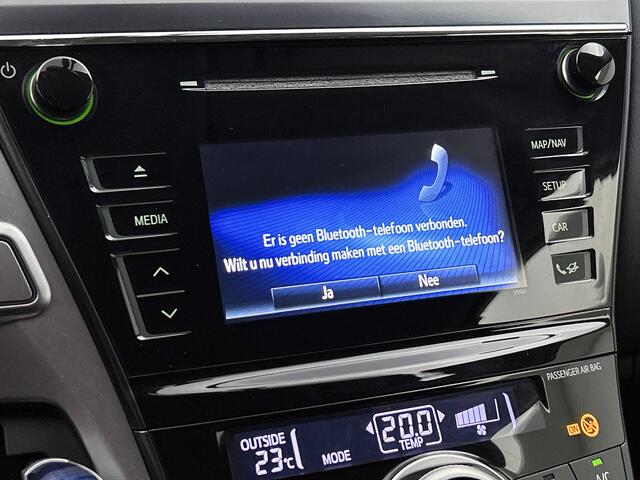 Toyota PRIUS 1.8 Active Plus | Dealer Onderhouden | Trekhaak | 7 zitplaatsen | Head-Up Display | Navigatie | achteruitrijcamera | Cruise Control | Climate Control |