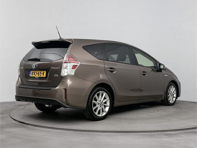 Toyota PRIUS 1.8 Executive | Parkeersensoren | Navigatie | Half leder | Stoelverwarming |