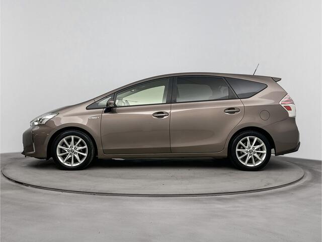 Toyota PRIUS 1.8 Executive | Parkeersensoren | Navigatie | Half leder | Stoelverwarming |