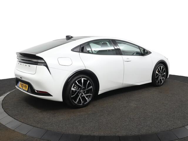 Toyota PRIUS 2.0 Plug-in Hybrid 220 Executive | Panoramadak | Dealeronderhouden | Stoelverwarming | 10 Jaar Garantie! |