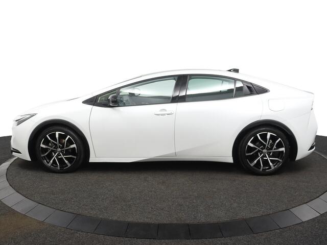 Toyota PRIUS 2.0 Plug-in Hybrid 220 Executive | Panoramadak | Dealeronderhouden | Stoelverwarming | 10 Jaar Garantie! |