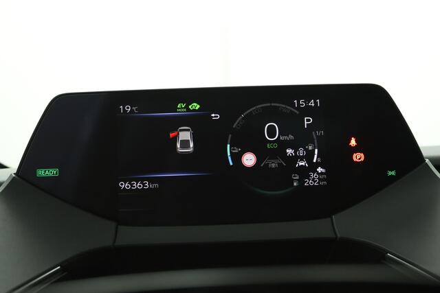 Toyota PRIUS 2.0 Plug-in Hybrid 220 Executive | Panoramadak | Dealeronderhouden | Stoelverwarming | 10 Jaar Garantie! |