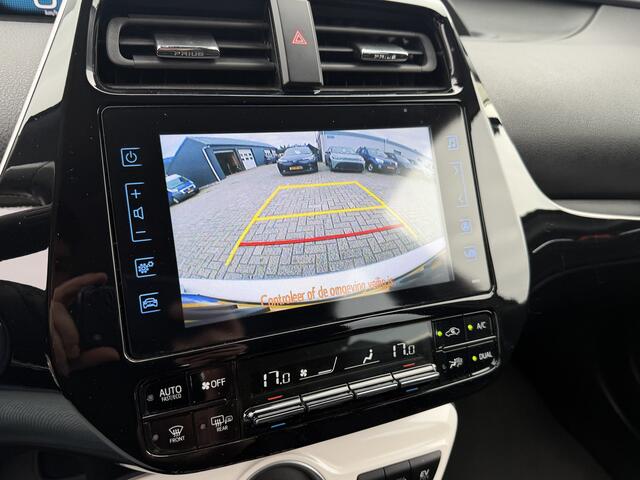 Toyota PRIUS 1.8 Plug-in Dynamic keyless Cruise Navi