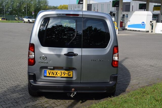 Toyota PROACE 1.5 D-4D Live