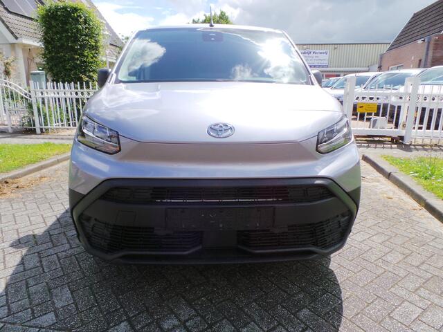 Toyota PROACE CITY 1.5 D-4D Navigator|NAVI | VIRTUEEL | TREKHAAK | nieuw gelijk rijden