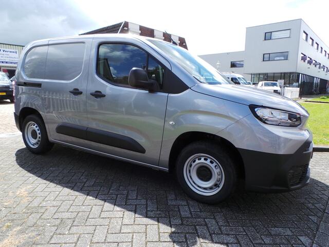 Toyota PROACE CITY 1.5 D-4D Navigator|NAVI | VIRTUEEL | TREKHAAK | nieuw gelijk rijden