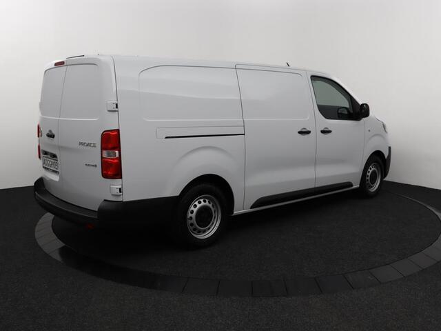 Toyota PROACE Long Worker 75kWh Electric Challenger