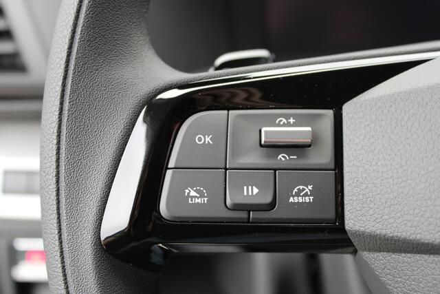 Toyota PROACE Electric Worker Challenger Extra Range 75 kWh | 3-zits | Nieuw model | Snel leverbaar | Apple Carplay en Android Auto |