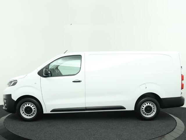 Toyota PROACE Long Worker 2.0 D-4D Live | Direct leverbaar | Navigatie | Dodehoek Detectie | Parkeersensoren voor en achter |