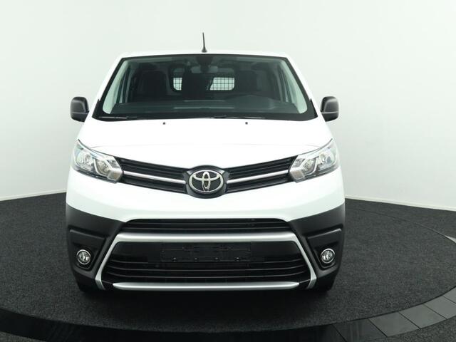 Toyota PROACE Long Worker 2.0 D-4D Live | Direct leverbaar | Navigatie | Dodehoek Detectie | Parkeersensoren voor en achter |