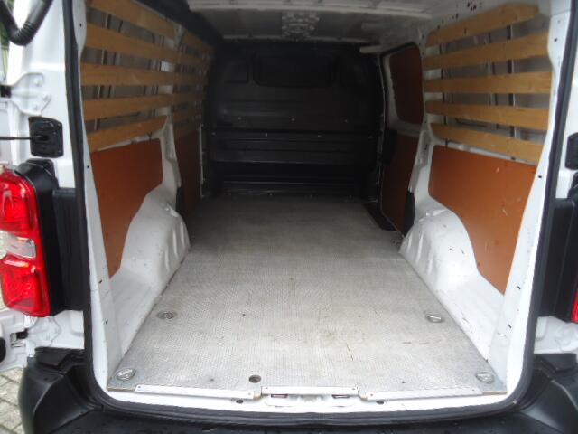 Toyota PROACE Worker 1.5 D-4D Navigator Long Ex BTW