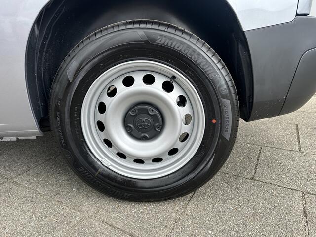 Toyota PROACE CITY Electric Challenger 50 kWh | trekhaak | stoel verwarming | stuur verwaming |