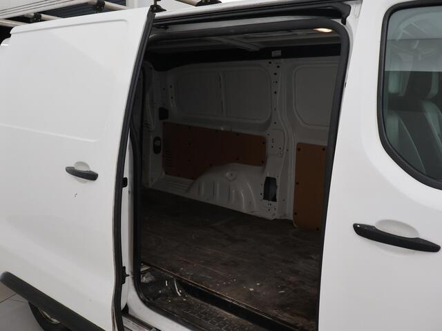 Toyota PROACE Worker 2.0 D-4D NAVIGATOR LONG EURO 6 + NAVIGATIE / TREKHAAK / CRUISE CONTROL