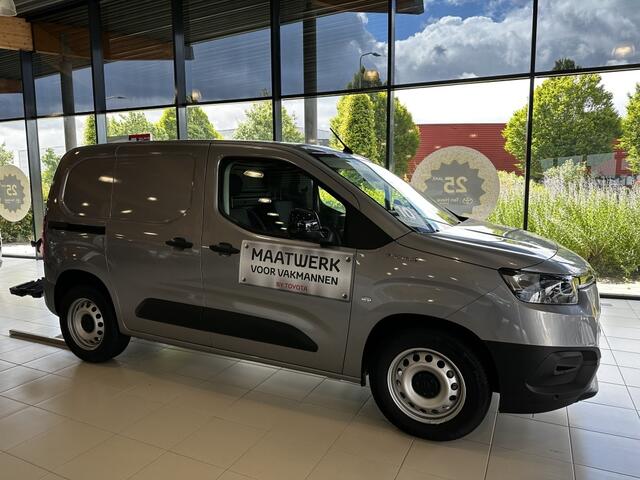 Toyota PROACE 136PK Live | van ¤ 35.995,- voor ¤ 32.995,- | Voorraadkorting |