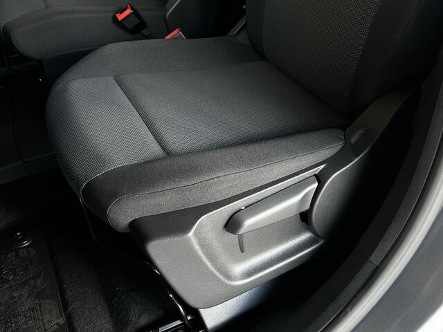 Toyota PROACE 136PK Live | van ¤ 35.995,- voor ¤ 32.995,- | Voorraadkorting |