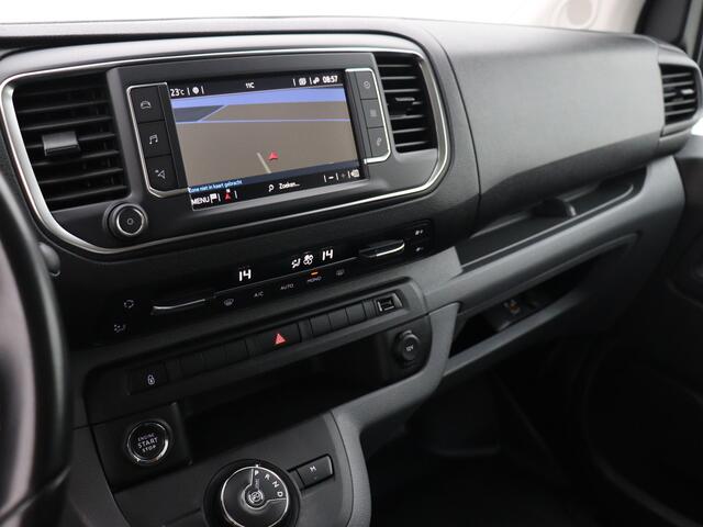 Toyota PROACE Worker 2.0 D-4D Professional Long DC 177PK Dubbel cabine Leder Navigatie Climate control