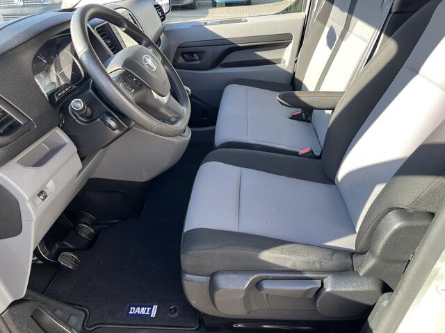 Toyota PROACE Shuttle 9-persoons 1.5 D-4D Navigator Long Airco Cruise control Pano Trekhaak Navigatie PDC 1e eigenaar Euro 6 Personenbus Kombi Combi Tourer Groepsvervoer