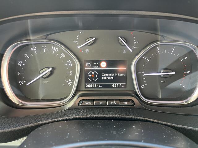 Toyota PROACE Shuttle 9-persoons 1.5 D-4D Navigator Long Airco Cruise control Pano Trekhaak Navigatie PDC 1e eigenaar Euro 6 Personenbus Kombi Combi Tourer Groepsvervoer