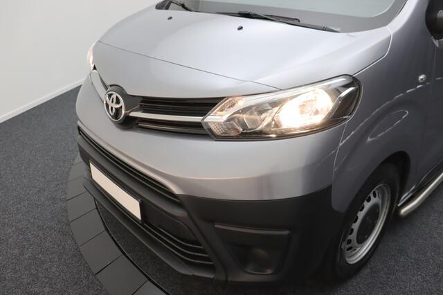 Toyota PROACE Shuttle long cool | 9-Persoons | Cruise control | CarPlay | Navi