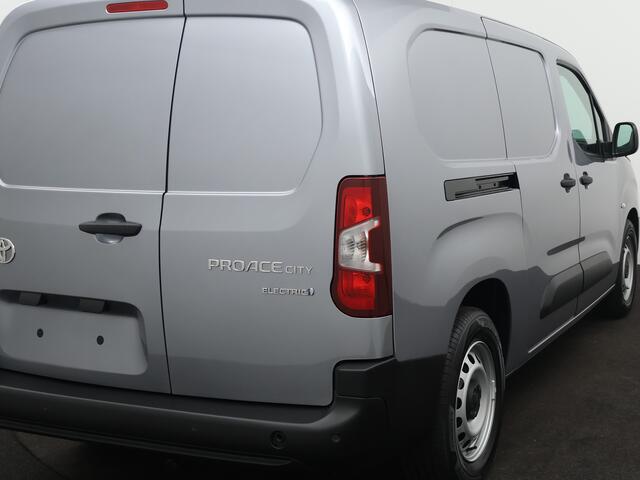 Toyota PROACE CITY Electric Challenger Long 50 kWh | Voorraad snel rijden |