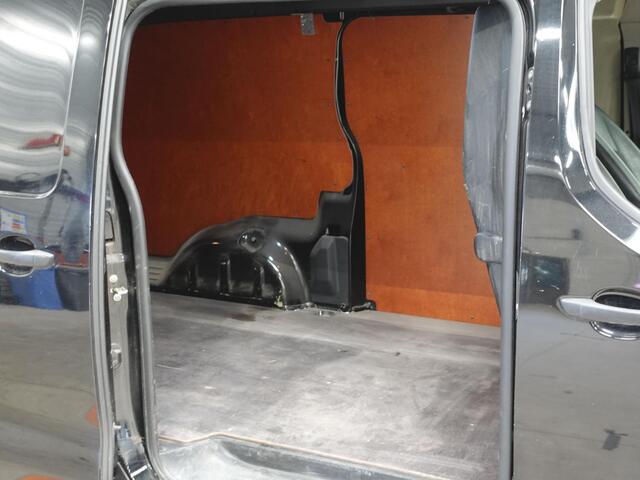 Toyota PROACE Worker 2.0 122pk Automaat L3 Navigator Navi Trekhaak Airco Cruise