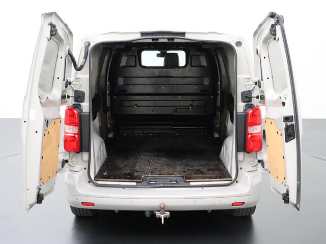 Toyota PROACE 2.0 D-4D 150PK Professional | Navigatie | Camera | 2xSchuifdeur | Trekhaak