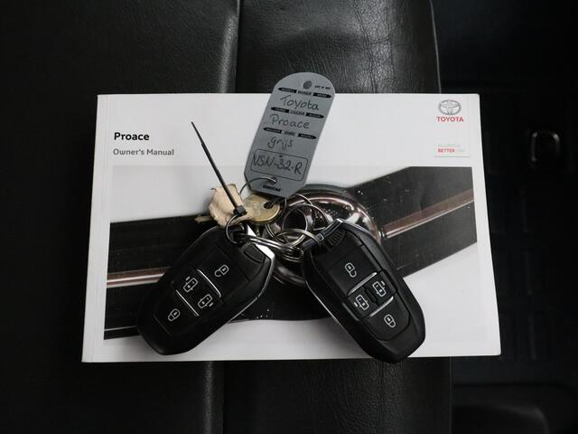 Toyota PROACE 2.0 D-4D 150PK Professional | Navigatie | Camera | 2xSchuifdeur | Trekhaak