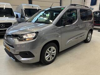 toyota-proace-city-verso-electric-l