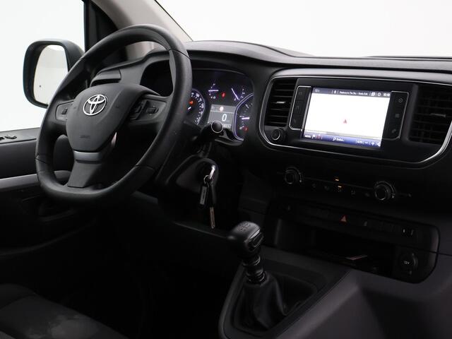 Toyota PROACE Worker 2.0 D-4D DUBBEL CAB. LANG COOL COMFORT + TREKHAAK / NAVIGATIE / IMPERIAAL