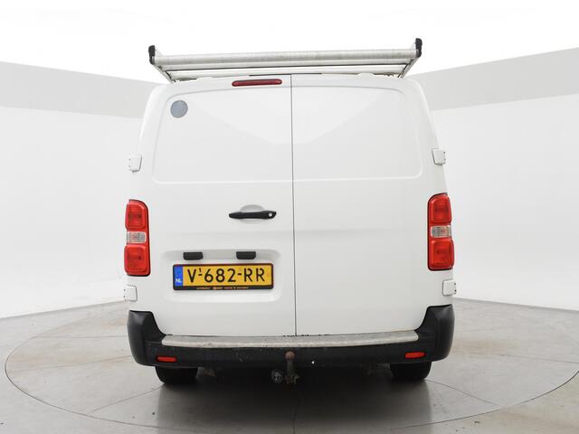Toyota PROACE Worker 2.0 D-4D DUBBEL CAB. LANG COOL COMFORT + TREKHAAK / NAVIGATIE / IMPERIAAL