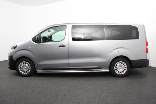 Toyota PROACE Shuttle 1.5 D-4D Navigator Long |9 Persoons | Navigatie | Parkeersensoren | Carplay | Cruise Control | DAB |