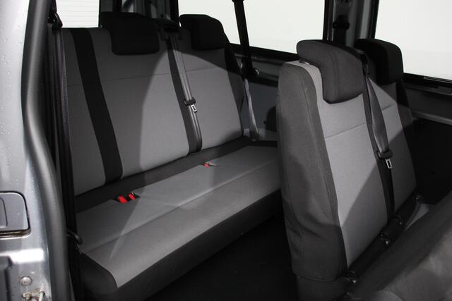 Toyota PROACE Shuttle 1.5 D-4D Navigator Long |9 Persoons | Navigatie | Parkeersensoren | Carplay | Cruise Control | DAB |