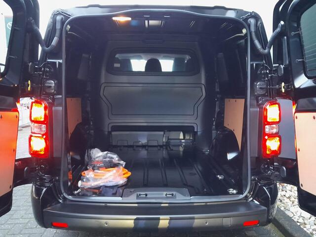 Toyota PROACE Dubbel Cabine Electric 75kwh Professional 2024 NOG FISCAAL VOORDEEL