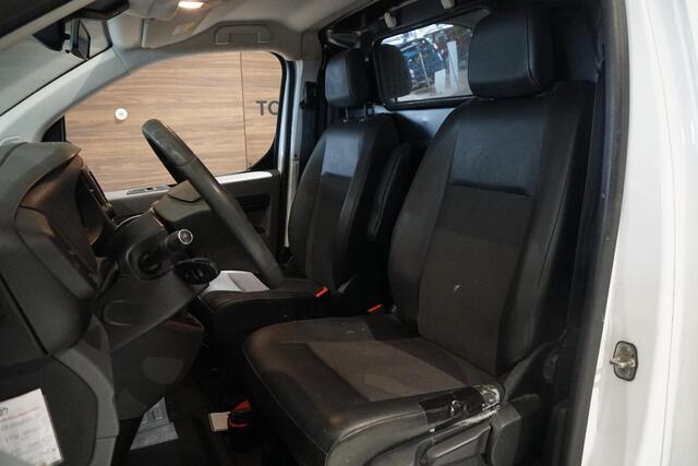 Toyota PROACE Worker 2.0 D-4D Navigator Long + TREKHAAK / DAKIMPERIAAL/