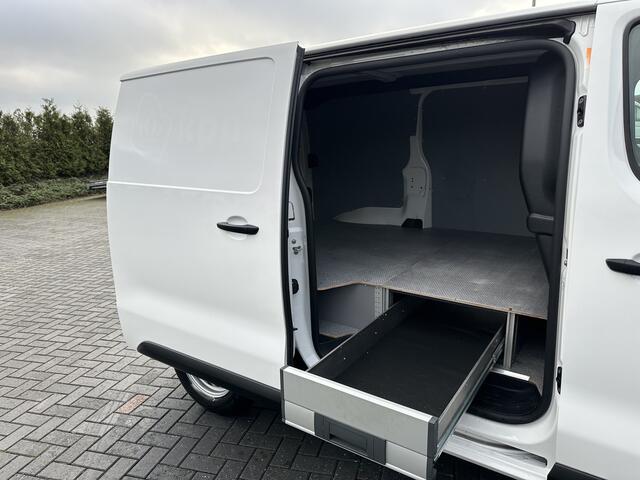 Toyota PROACE 2.0 D-4D 145 PK / 1e EIGENAAR / 34.774 KM / INRICHTING / CRUISE / AIRCO / APPLE CARPLAY / ANDROID AUTO