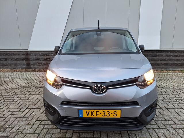 Toyota PROACE CITY 1.5 D-4D Professional | Navi | Trekhaak | PDC v+a | Cruise control | EX BTW