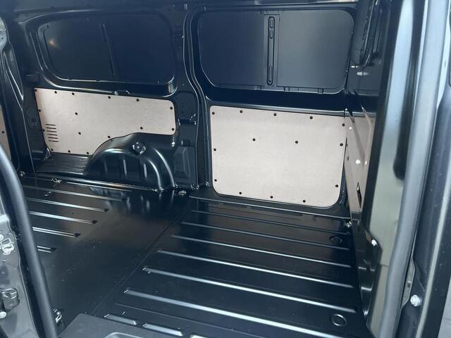 Toyota PROACE Long Worker 2.0 D-4D Professional 3zits | NIEUWE AUTO | Geheel rijklaarprijs | DIRECT RIJDEN |