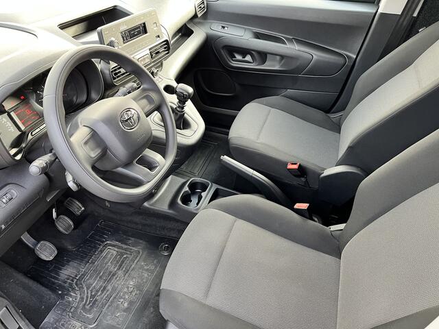 Toyota PROACE CITY 1.2 Turbo Benzine Cool NL Auto Dealer Onderhouden Trekhaak Airco