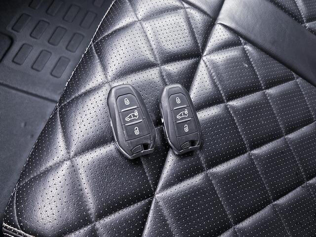 Toyota PROACE Worker 2.0 D-4D Professional Long Navigatie Cruise Control Inrichting 177 PK