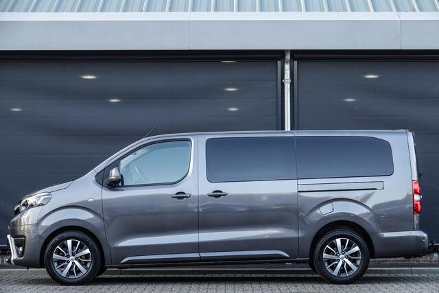 Toyota PROACE Worker Verso | Dubbel Cabine | 5-Persoons | 1.6 D-4D 116Pk | Long | 2xSchuifdeur | Panoramadak | Achteruitrijcamera | Trekhaak | 17''