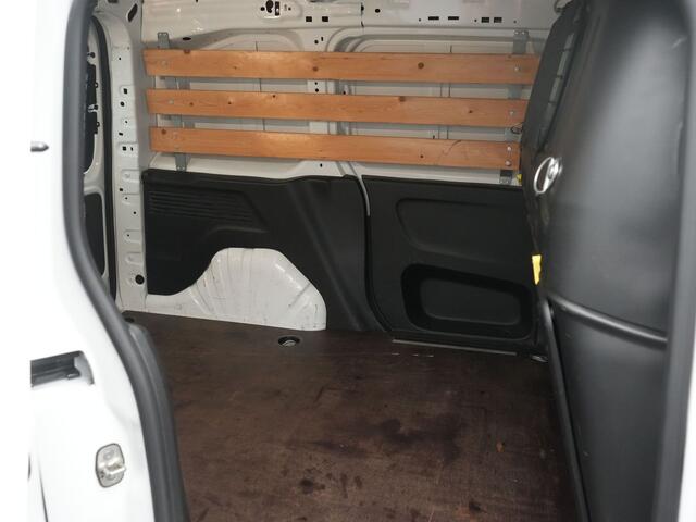 Toyota PROACE CITY 1.5 D-4D Live - Sidebars - Trekhaak - Carplay