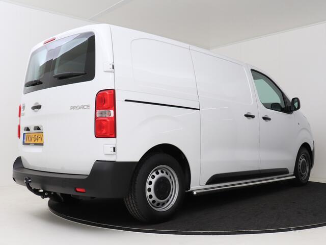 Toyota PROACE Worker 1.5 D-4D Navigator I 120PK | Betimmering | Achterdeuren | Trekhaak |
