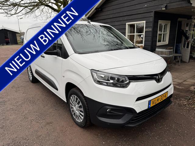 Toyota PROACE CITY 1.5 D-4D Navigator Long 3.PERSOONS|PDC|CARPLAY